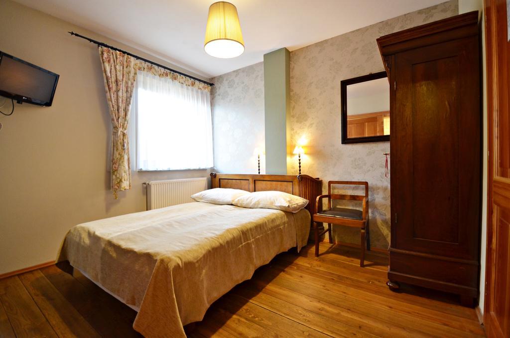 Bed and Breakfast Dom Na Rozcesciu Конякув Экстерьер фото